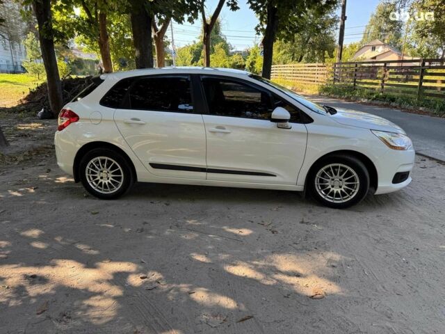 Белый Ситроен С4, объемом двигателя 1.6 л и пробегом 234 тыс. км за 6490 $, фото 3 на Automoto.ua