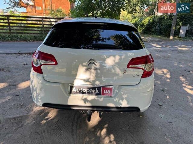 Ситроен С4 2011 в Киеве на Automoto.ua Белый Ситроен С4, объемом двигателя 1.6 л и пробегом 234 тыс. км за 6490 $, фото 5 на Automoto.ua