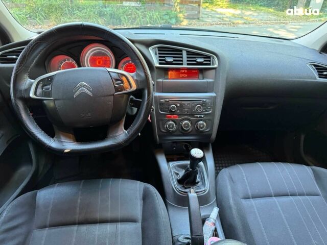 Белый Ситроен С4, объемом двигателя 1.6 л и пробегом 234 тыс. км за 6490 $, фото 15 на Automoto.ua