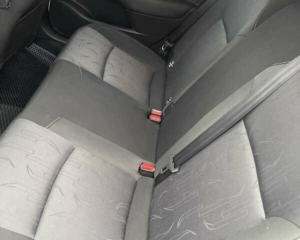 Білий Сітроен С4, об'ємом двигуна 1.6 л та пробігом 191 тис. км за 8000 $, фото 9 на Automoto.ua