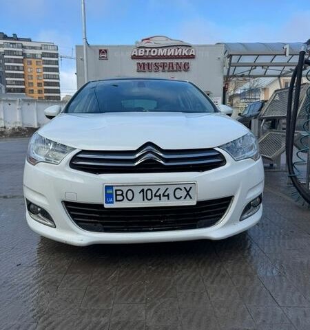 Белый Ситроен С4, объемом двигателя 1.56 л и пробегом 226 тыс. км за 7100 $, фото 4 на Automoto.ua