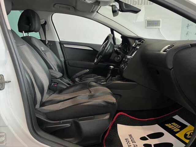 Белый Ситроен С4, объемом двигателя 1.6 л и пробегом 326 тыс. км за 6400 $, фото 8 на Automoto.ua