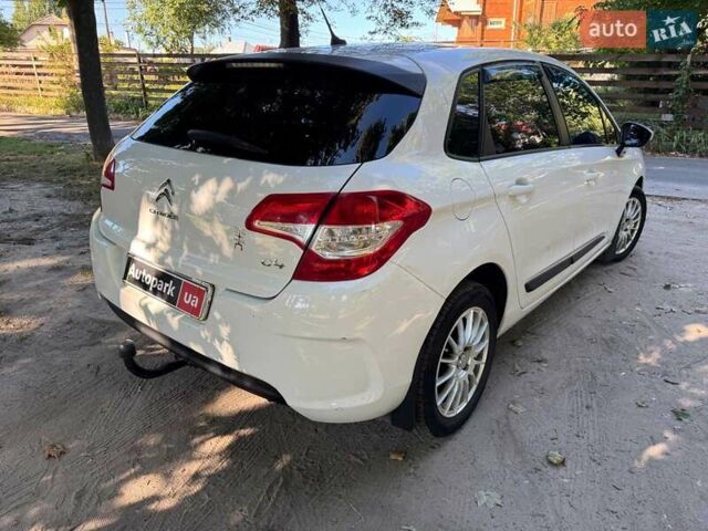 Ситроен С4 2011 в Киеве на Automoto.ua Белый Ситроен С4, объемом двигателя 1.6 л и пробегом 234 тыс. км за 6490 $, фото 4 на Automoto.ua