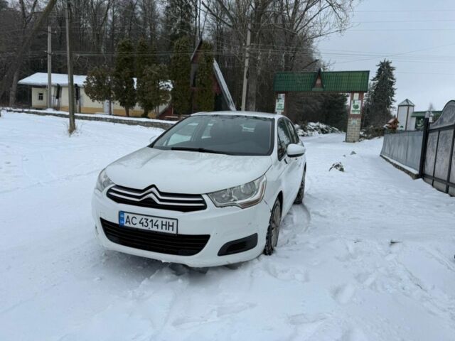 Білий Сітроен С4, об'ємом двигуна 1.6 л та пробігом 248 тис. км за 6200 $, фото 1 на Automoto.ua