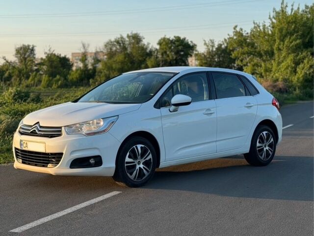Білий Сітроен С4, об'ємом двигуна 1.6 л та пробігом 250 тис. км за 6500 $, фото 1 на Automoto.ua