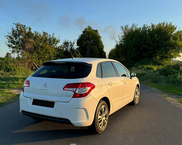 Білий Сітроен С4, об'ємом двигуна 1.56 л та пробігом 250 тис. км за 6500 $, фото 5 на Automoto.ua