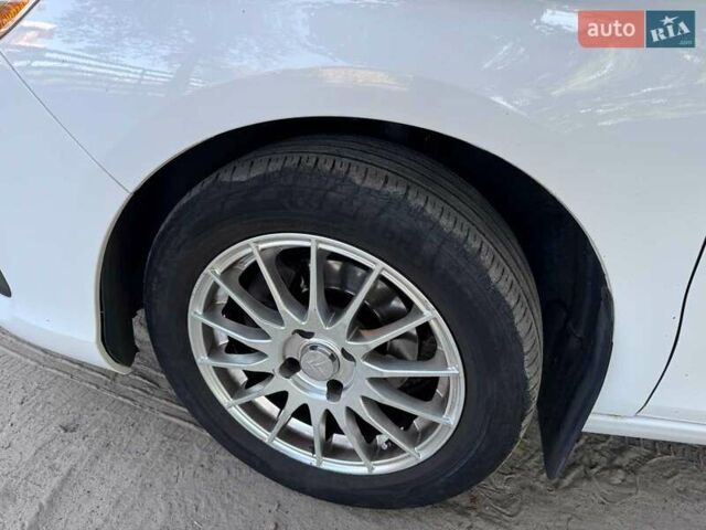 Ситроен С4 2011 в Киеве на Automoto.ua Белый Ситроен С4, объемом двигателя 1.6 л и пробегом 234 тыс. км за 6490 $, фото 8 на Automoto.ua