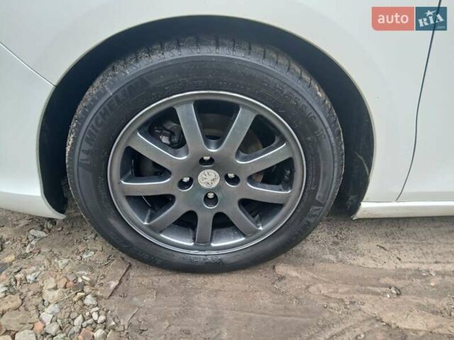 Білий Сітроен С4, об'ємом двигуна 1.56 л та пробігом 401 тис. км за 5399 $, фото 1 на Automoto.ua