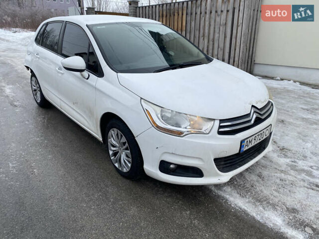 Білий Сітроен С4, об'ємом двигуна 1.6 л та пробігом 162 тис. км за 4500 $, фото 2 на Automoto.ua