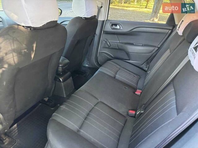 Ситроен С4 2011 в Киеве на Automoto.ua Белый Ситроен С4, объемом двигателя 1.6 л и пробегом 234 тыс. км за 6490 $, фото 15 на Automoto.ua