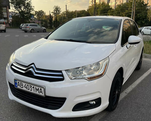 Белый Ситроен С4, объемом двигателя 1.6 л и пробегом 149 тыс. км за 7300 $, фото 13 на Automoto.ua