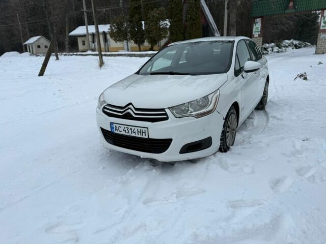 Білий Сітроен С4, об'ємом двигуна 1.6 л та пробігом 248 тис. км за 6200 $, фото 3 на Automoto.ua