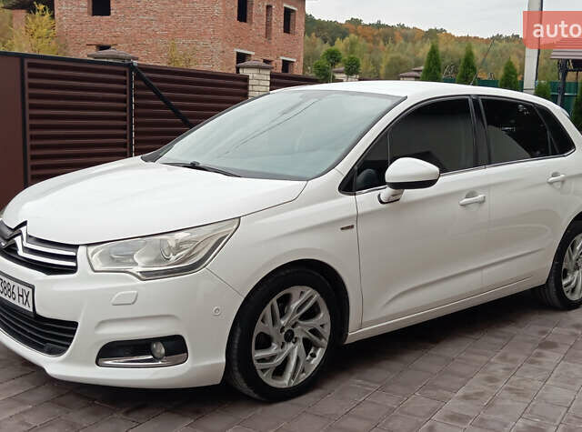 Ситроен С4 2012 в Ивано-Франковске на Automoto.ua Белый Ситроен С4, объемом двигателя 1.56 л и пробегом 263 тыс. км за 7250 $, фото 9 на Automoto.ua