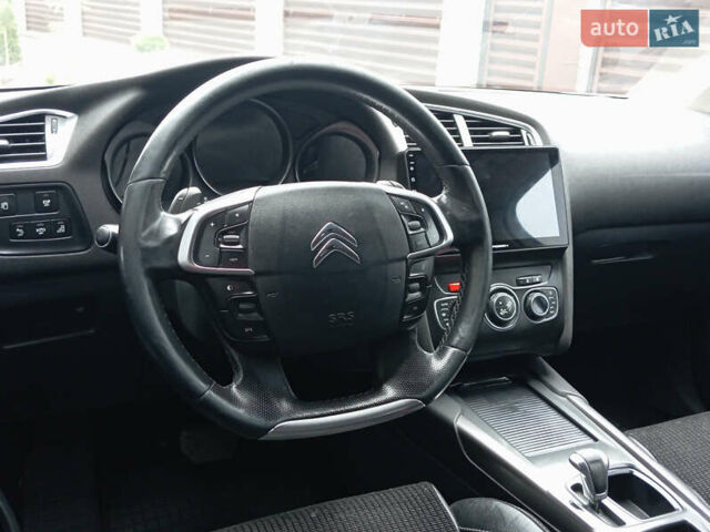 Ситроен С4 2012 в Ивано-Франковске на Automoto.ua Белый Ситроен С4, объемом двигателя 1.56 л и пробегом 263 тыс. км за 7250 $, фото 27 на Automoto.ua