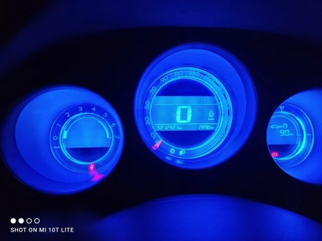 Белый Ситроен С4, объемом двигателя 0 л и пробегом 210 тыс. км за 4999 $, фото 2 на Automoto.ua