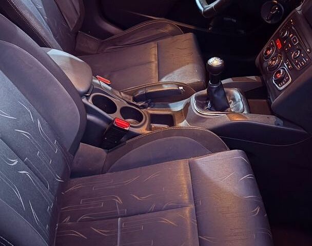 Білий Сітроен С4, об'ємом двигуна 1.56 л та пробігом 220 тис. км за 6200 $, фото 7 на Automoto.ua