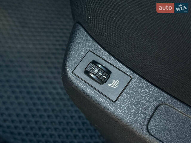 Белый Ситроен С4, объемом двигателя 1.6 л и пробегом 182 тыс. км за 6990 $, фото 20 на Automoto.ua