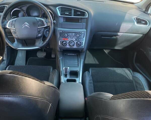 Белый Ситроен С4, объемом двигателя 1.56 л и пробегом 203 тыс. км за 7700 $, фото 10 на Automoto.ua