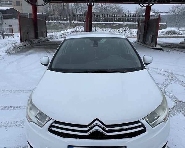 Білий Сітроен С4, об'ємом двигуна 1.56 л та пробігом 189 тис. км за 6900 $, фото 4 на Automoto.ua
