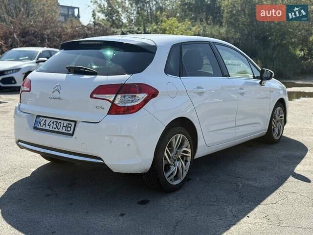 Білий Сітроен С4, об'ємом двигуна 1.6 л та пробігом 138 тис. км за 5900 $, фото 2 на Automoto.ua