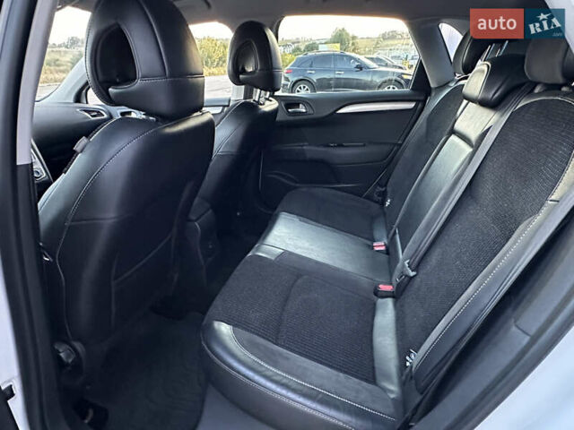 Белый Ситроен С4, объемом двигателя 1.6 л и пробегом 279 тыс. км за 7999 $, фото 16 на Automoto.ua