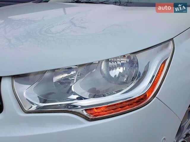 Білий Сітроен С4, об'ємом двигуна 1.56 л та пробігом 218 тис. км за 7700 $, фото 3 на Automoto.ua