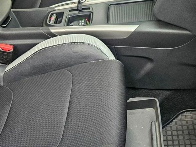 Белый Ситроен С4, объемом двигателя 1.56 л и пробегом 212 тыс. км за 7900 $, фото 23 на Automoto.ua