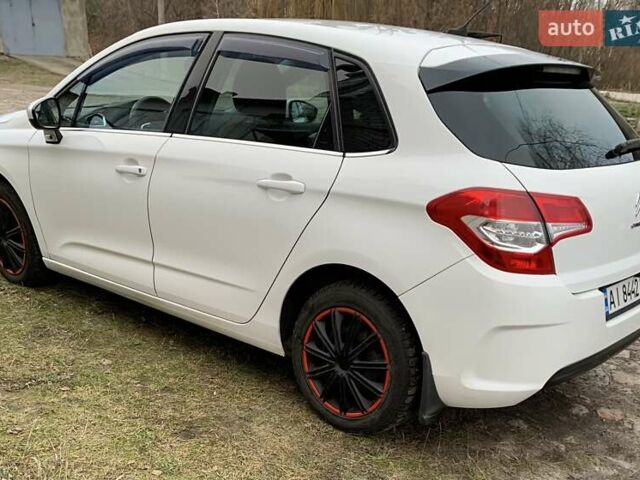 Белый Ситроен С4, объемом двигателя 1.6 л и пробегом 190 тыс. км за 7700 $, фото 1 на Automoto.ua