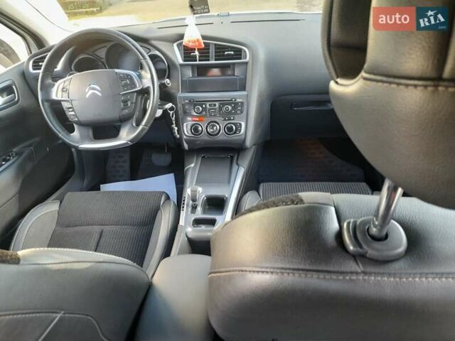 Білий Сітроен С4, об'ємом двигуна 1.6 л та пробігом 156 тис. км за 8000 $, фото 20 на Automoto.ua