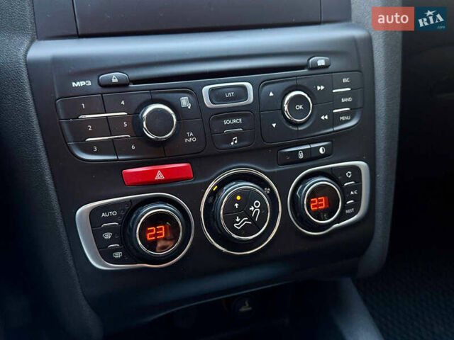 Белый Ситроен С4, объемом двигателя 1.6 л и пробегом 182 тыс. км за 6990 $, фото 22 на Automoto.ua