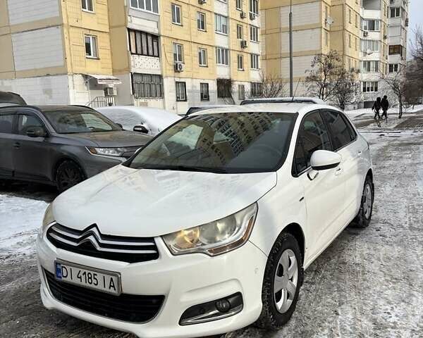 Білий Сітроен С4, об'ємом двигуна 1.6 л та пробігом 229 тис. км за 7700 $, фото 14 на Automoto.ua
