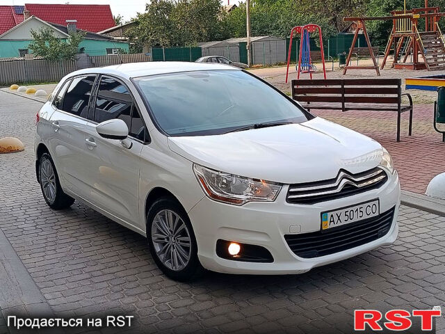 Ситроен С4 2012 в Харькове на Automoto.ua Белый Ситроен С4, объемом двигателя 1.6 л и пробегом 178 тыс. км за 6500 $, фото 8 на Automoto.ua