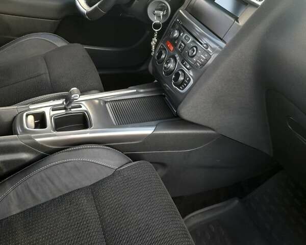 Білий Сітроен С4, об'ємом двигуна 1.6 л та пробігом 156 тис. км за 8000 $, фото 18 на Automoto.ua