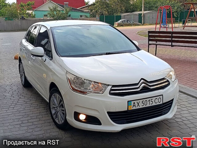 Ситроен С4 2012 в Харькове на Automoto.ua Белый Ситроен С4, объемом двигателя 1.6 л и пробегом 178 тыс. км за 6500 $, фото 6 на Automoto.ua