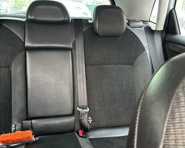 Білий Сітроен С4, об'ємом двигуна 1.6 л та пробігом 229 тис. км за 7700 $, фото 11 на Automoto.ua