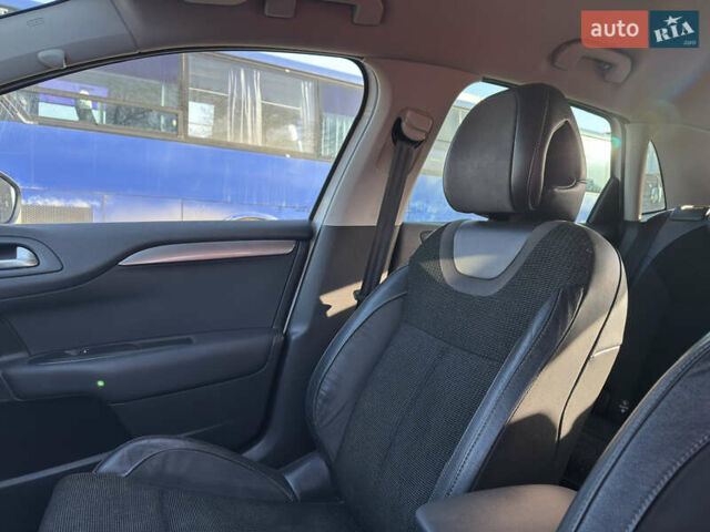 Білий Сітроен С4, об'ємом двигуна 1.56 л та пробігом 192 тис. км за 6000 $, фото 16 на Automoto.ua