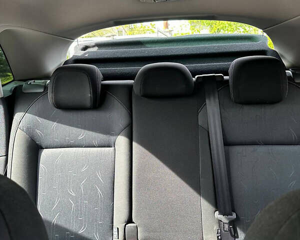 Белый Ситроен С4, объемом двигателя 1.56 л и пробегом 280 тыс. км за 7200 $, фото 7 на Automoto.ua