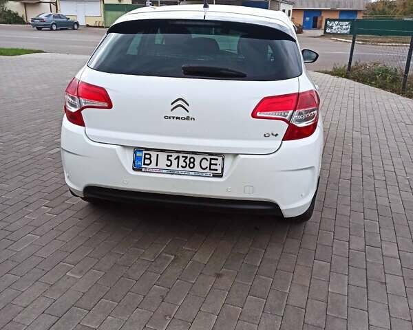Ситроен С4 2012 в Миргороде на Automoto.ua Белый Ситроен С4, объемом двигателя 1.56 л и пробегом 145 тыс. км за 7000 $, фото 5 на Automoto.ua