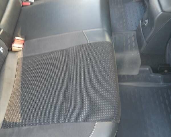 Білий Сітроен С4, об'ємом двигуна 1.6 л та пробігом 156 тис. км за 8000 $, фото 23 на Automoto.ua