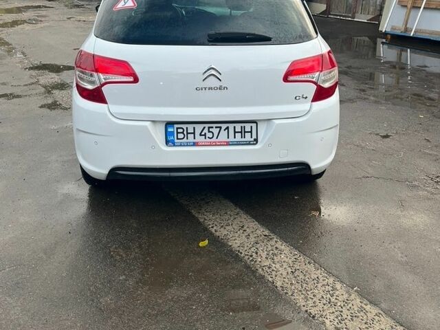 Білий Сітроен С4, об'ємом двигуна 1.6 л та пробігом 213 тис. км за 6300 $, фото 4 на Automoto.ua