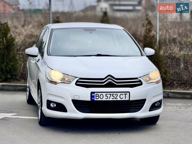 Белый Ситроен С4, объемом двигателя 1.56 л и пробегом 136 тыс. км за 7450 $, фото 5 на Automoto.ua