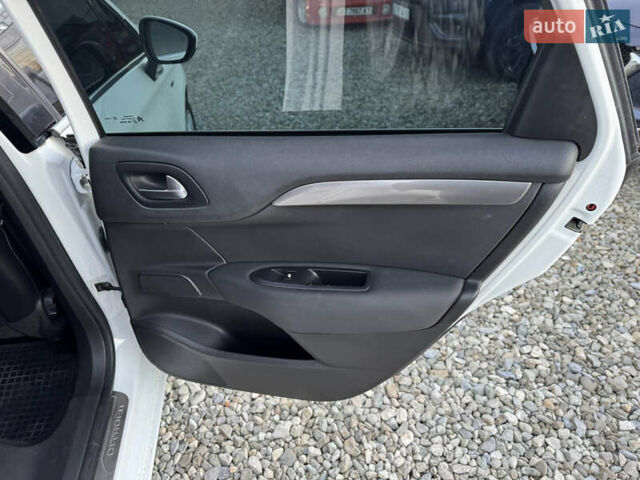 Ситроен С4 2012 в Ивано-Франковске на Automoto.ua Белый Ситроен С4, объемом двигателя 1.56 л и пробегом 263 тыс. км за 7300 $, фото 30 на Automoto.ua