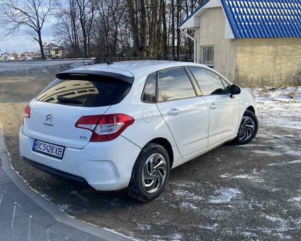 Белый Ситроен С4, объемом двигателя 1.6 л и пробегом 243 тыс. км за 4950 $, фото 5 на Automoto.ua