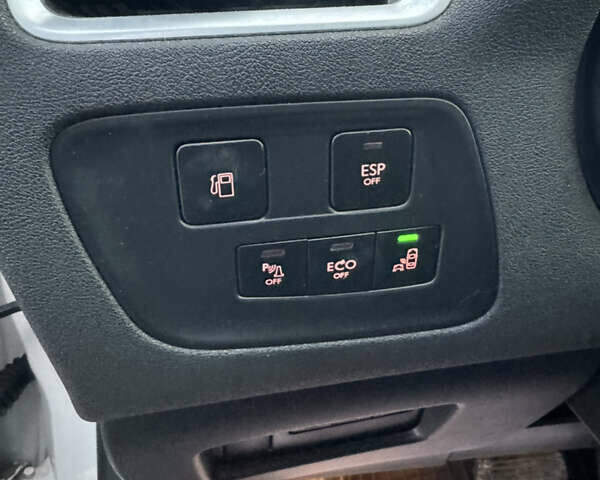 Ситроен С4 2012 в Ивано-Франковске на Automoto.ua Белый Ситроен С4, объемом двигателя 1.56 л и пробегом 263 тыс. км за 7300 $, фото 17 на Automoto.ua