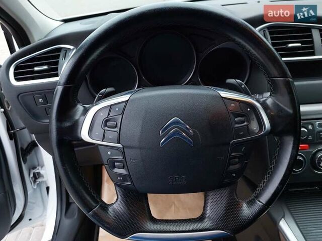 Білий Сітроен С4, об'ємом двигуна 1.56 л та пробігом 218 тис. км за 7700 $, фото 13 на Automoto.ua