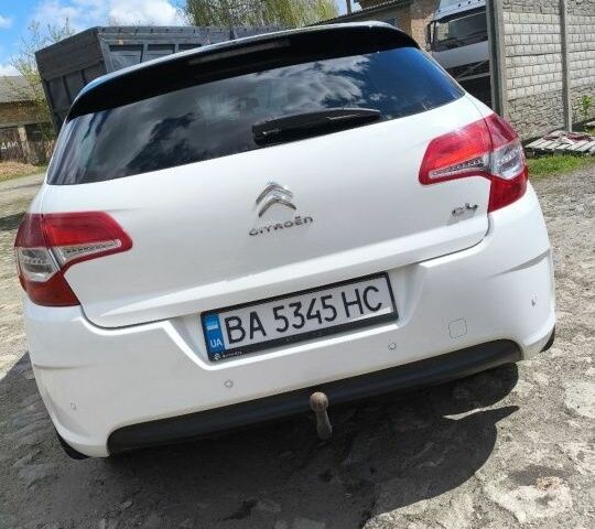 Білий Сітроен С4, об'ємом двигуна 1.6 л та пробігом 157 тис. км за 7005 $, фото 3 на Automoto.ua