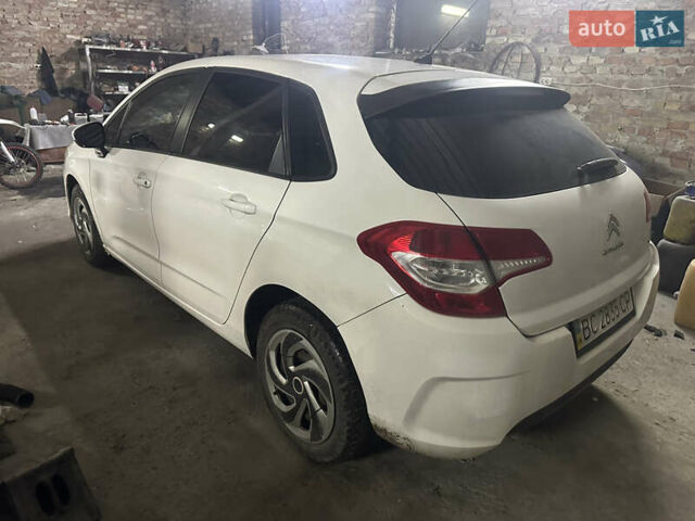 Білий Сітроен С4, об'ємом двигуна 0 л та пробігом 240 тис. км за 4200 $, фото 2 на Automoto.ua