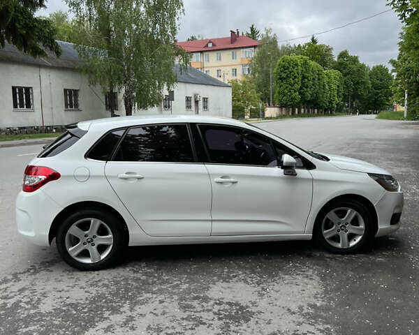 Белый Ситроен С4, объемом двигателя 1.56 л и пробегом 243 тыс. км за 6650 $, фото 9 на Automoto.ua