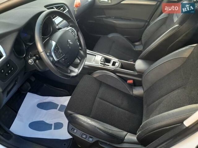 Білий Сітроен С4, об'ємом двигуна 1.6 л та пробігом 156 тис. км за 8000 $, фото 14 на Automoto.ua