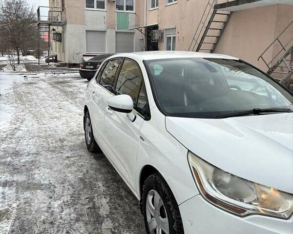 Білий Сітроен С4, об'ємом двигуна 1.6 л та пробігом 229 тис. км за 7700 $, фото 1 на Automoto.ua